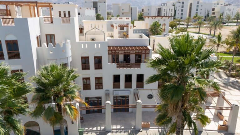 Stunning Apartment for Sale in Jebel Sifah – Marina View!