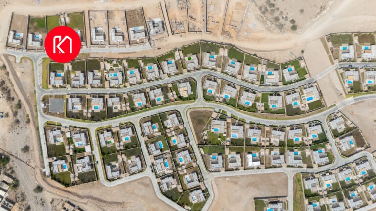 Spacious 4-Bedroom Farmhouse for Sale in Jebel Sifah