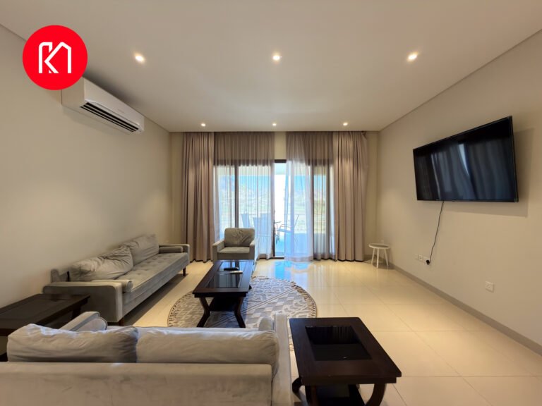 🏡 Fully Furnished 2-Bedroom Apartment for Sale in Jebel Sifah – Golf Course View