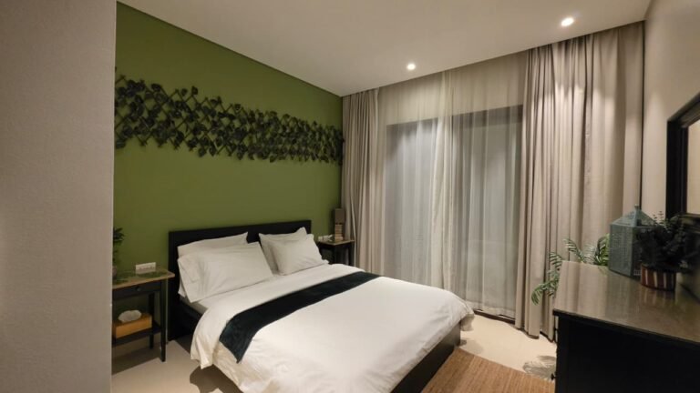 🔥 Ground Floor 1BR with Garden | Golf View | Jebel Sifah | 60,000 OMR
