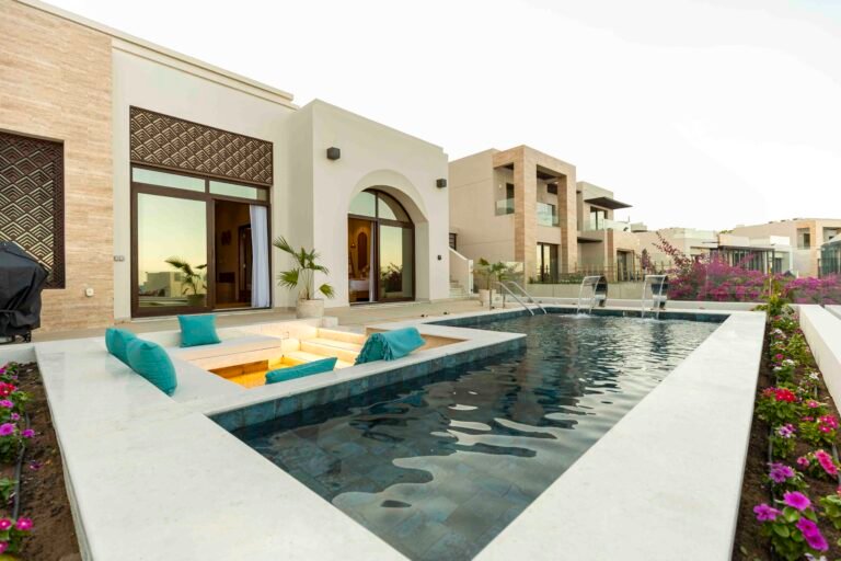 ✨ Elegant 1-Bedroom Sea View Villa for Sale in Jebel Sifah ✨