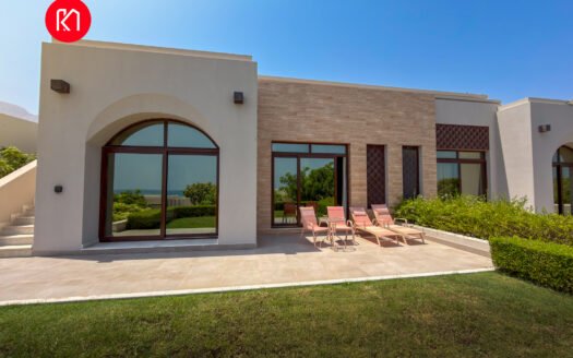 ✨ Sea View 1-Bedroom Villa for Sale in Jebel Sifah ✨