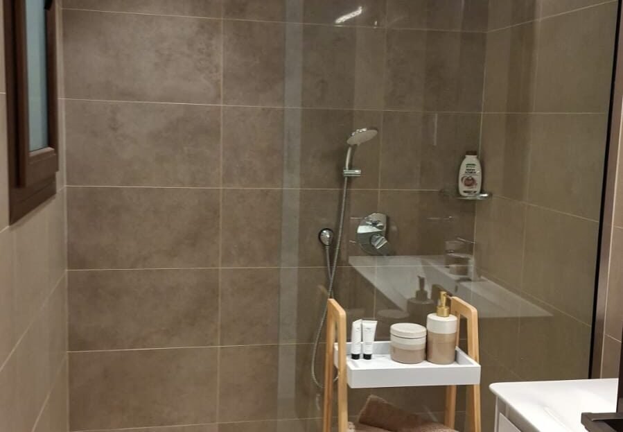 Shower bathroom in townhouse M5-TH02, Hawana Salalah